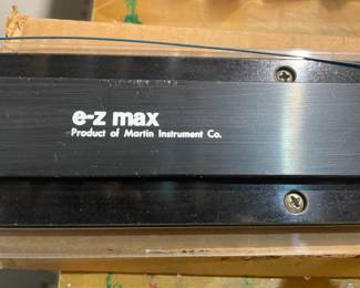 "e-z max" Product of Martin Instrument Co. Large Size, Sophisticated (to me) Art Display Tool!