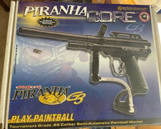 PIRANHA Paintball Set