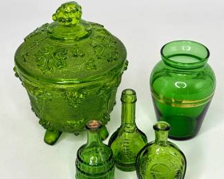 Vintage Green Small Glass Lot 