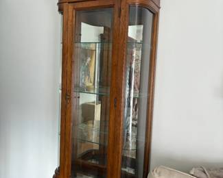 . . . nice petite curio