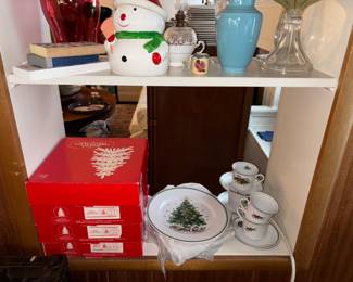 Christmas plates -many new in box