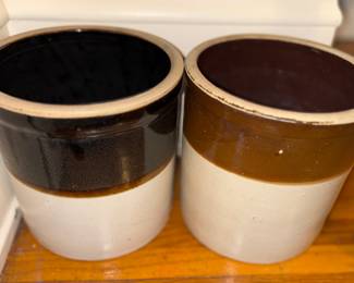 Small crocks 