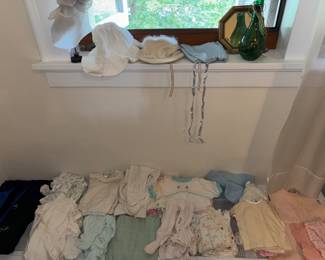 Baby clothes 