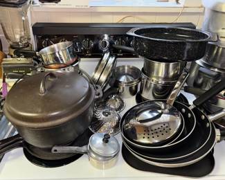 Pots and pans 