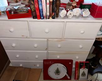 Multi drawer white storage dresser 