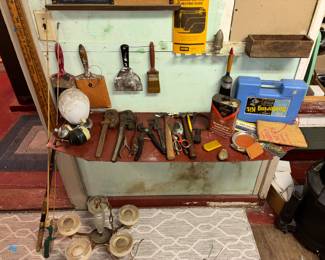 Workroom tools 