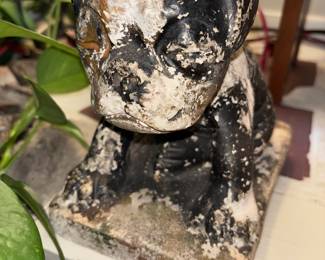 Puppy statue 