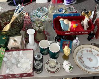 Vtg. Trinkets -Knick knacks and gee -gaws 