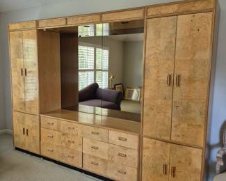 Henredon Wall Unit 116" W x 81" H x 18" D