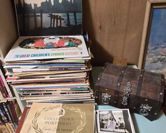 Records (Vinyls)
