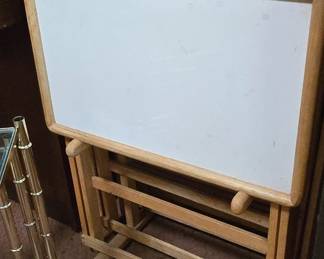 Set of 4 TV Trays in a Pine Wood