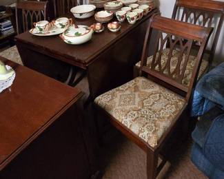 Drop Leaf Duncan Phyfe Table with 4 Chairs