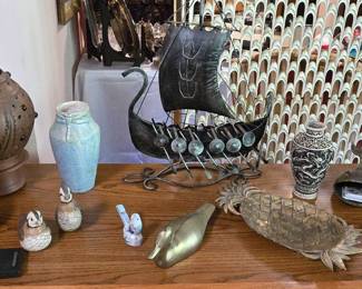 Home Decor - Brass - Pottery - Cool Lamp - Metal Spanish Ship