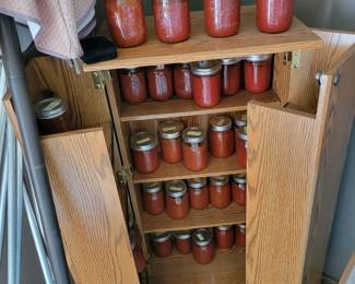 Canned tomatoes 