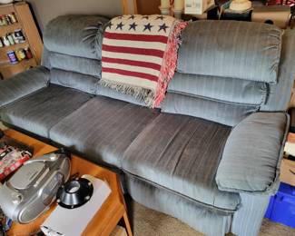 2 Recliner seats