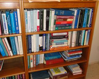Look more books, and the pair of book shelfs are also for sale