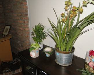 Faux florals and more