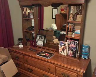 Vivica A. Fox signed autograph, Chicago Bulls/Michael Jordan books