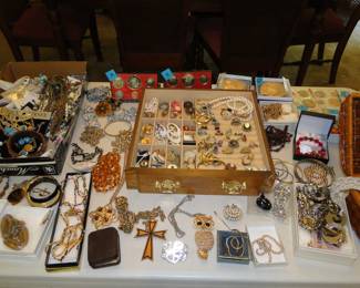 Rings, and broches and more