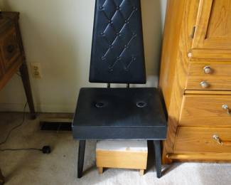 Pearl Wick Men's Butler Valet/Chair