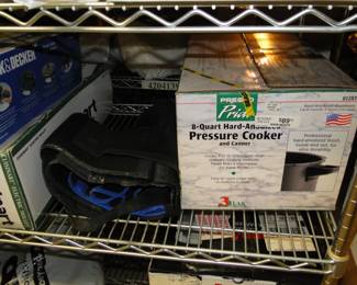 Pressure cooker