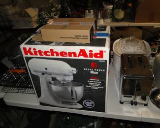 Yes, Kitchen Aid mixer