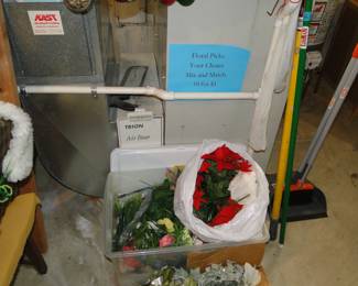 Floral picks, mix and match this holiday season, and only 10 for $1