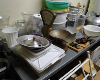 More items for vases, we have lots and lots and lots and lots of vases