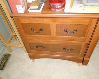Classic design file cabinet