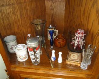 Some of this and some of that, and of course vases, and more