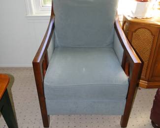 Nice chair with a nice nod to Mid Century Modern