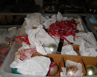 Vintage Christmas ornaments,  Containers and buckets are going to be priced, for the entire content of the container.  You may open the container to view the contents, but you will not be able to remove or add to the container