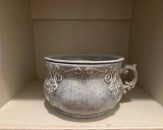Chamber "Antique " Ceramic Pot
