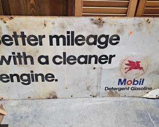 MOBIL METAL SIGN