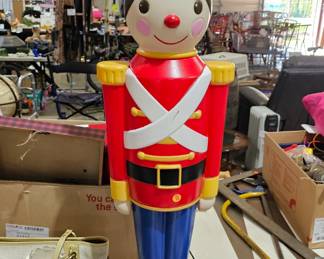 BLOW MOLD NUTCRACKER