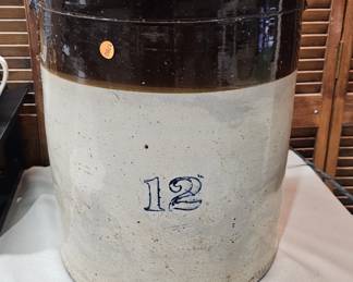 #12 STONEWARE CROCK