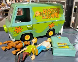 SCOOBY DOO MYSTERY MACHINE