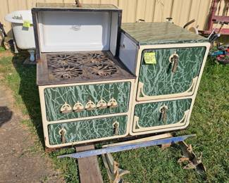 VINTAGE STOVE