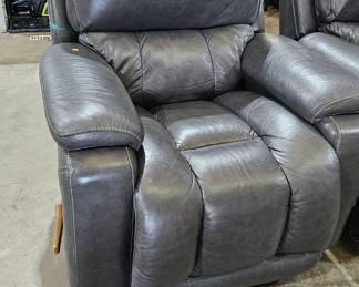 LAZY BOY RECLINER CHAIR