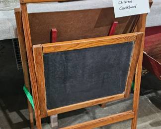 CHILDS CHALK BOARD