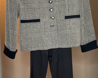 Perceptions vintage 2 piece set
