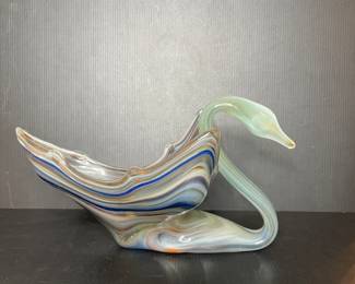 Art glass swan