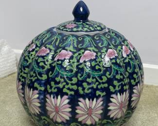 Chinese ginger jar
