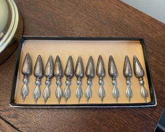 Sterling silver vintage corn cob holders 