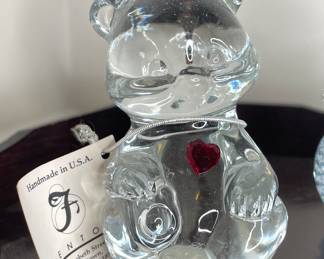 Fenton glass bear vtg