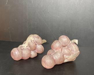 Vintage grape clusters