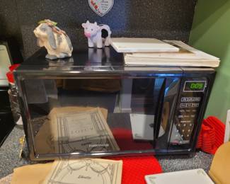 Like new microwave