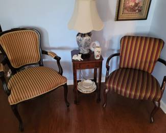 More beautiful accent tables and chairs