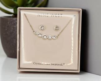 Nine West crystals from Swarovski jewelry set 