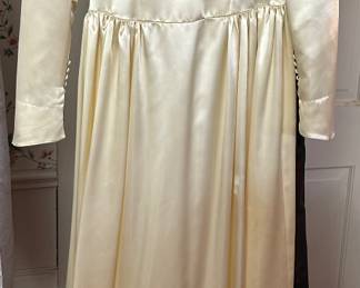 Vintage Satin Wedding Gown...